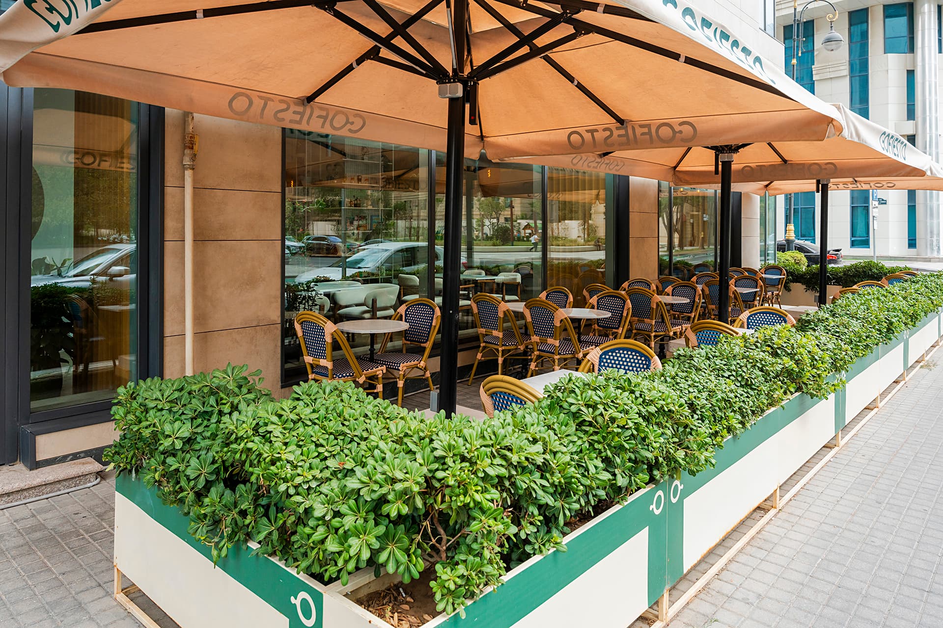 Outdoor coworking space